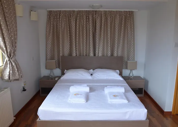 Anthorina 2 Villa Protarász