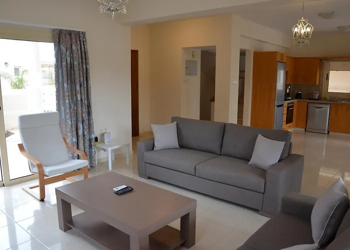 Villa Anthorina 2 Protarász